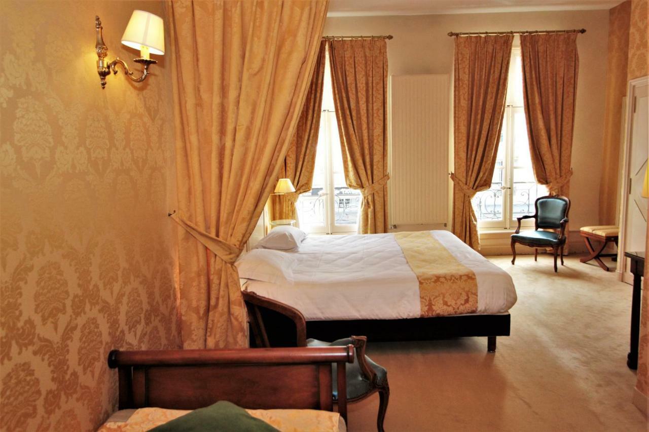 Hotel Le Regent Вилле-Котре Экстерьер фото